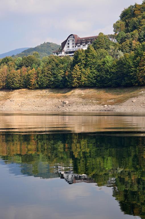 Hotel Valea Cu Pesti Capatineni-Ungureni Exterior foto